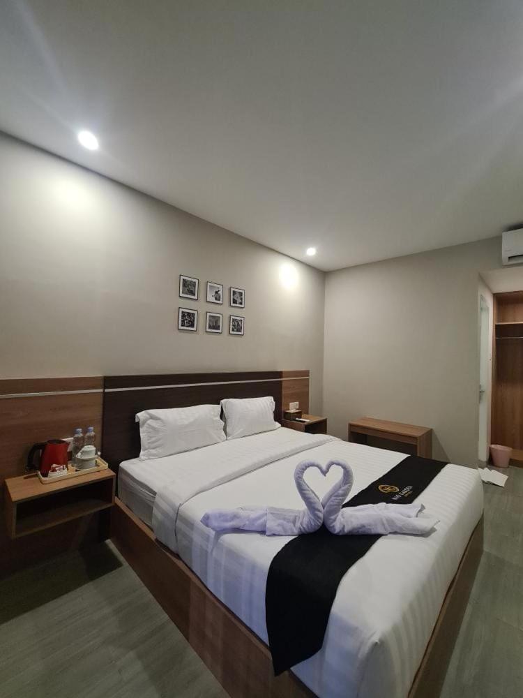 Nio Garden Hotel Sumbawa Exterior foto